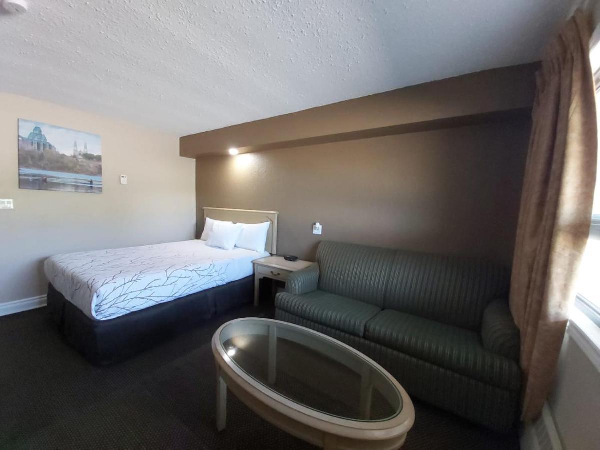 Arnprior Motor Inn Exterior foto